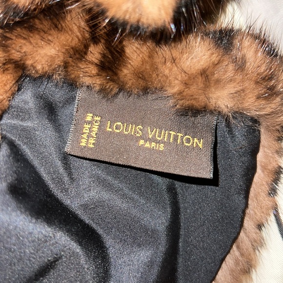 Authentic Louis Vuitton blue denim jacket - Picture 14 of 14